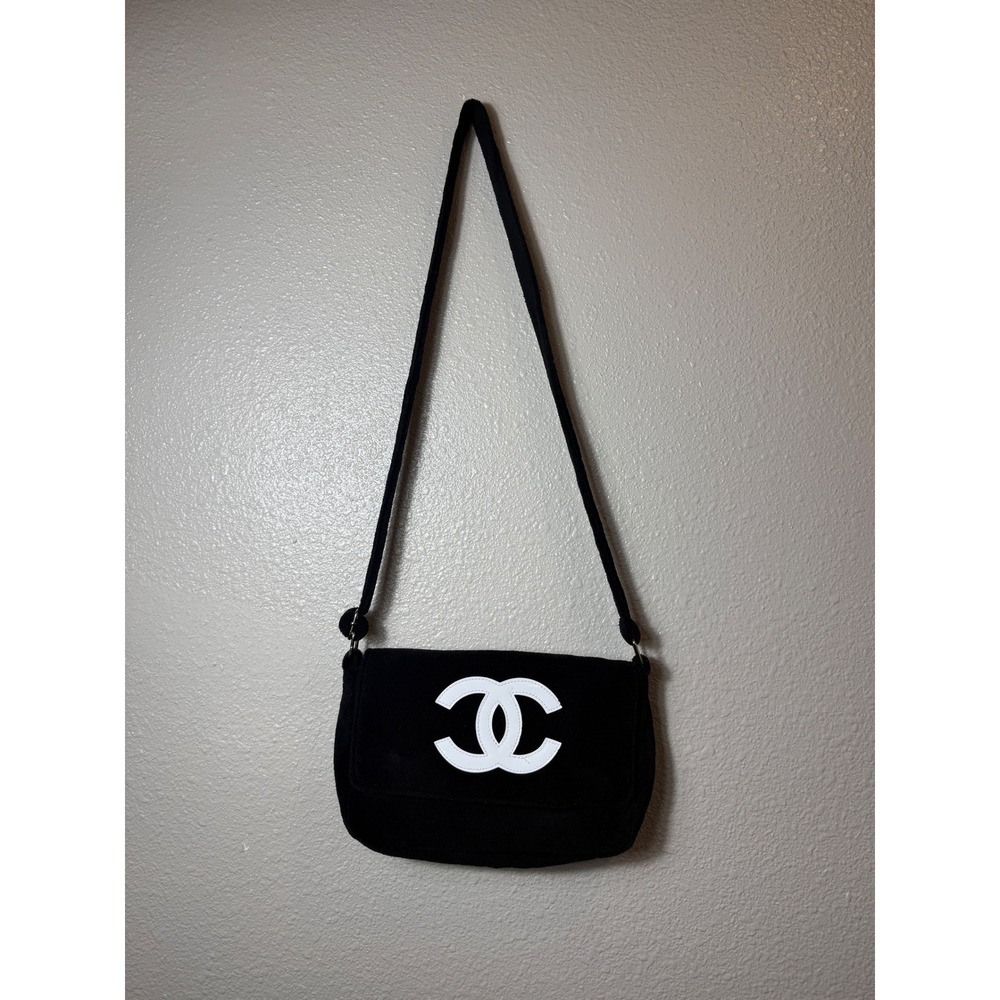 CHANEL Précision VIP GWP Terry Cloth Crossbody Shoulder Bag Black White CC